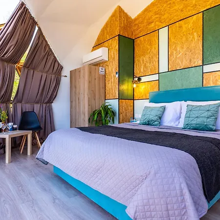 Amazing Cyprus Glamping Domes - Glamping Cyprus 파포스