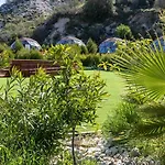 אוהל מפואר Amazing Cyprus Glamping Domes - Glamping Cyprus פאפוס
